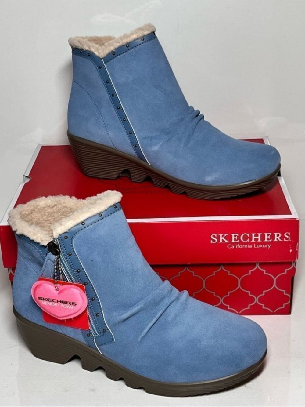 Skechers Jumper Studded Sherpa Trim Bootie
